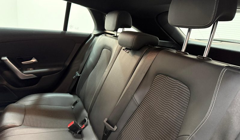 MERCEDES CLA 180 SHOOTING BRAKE full