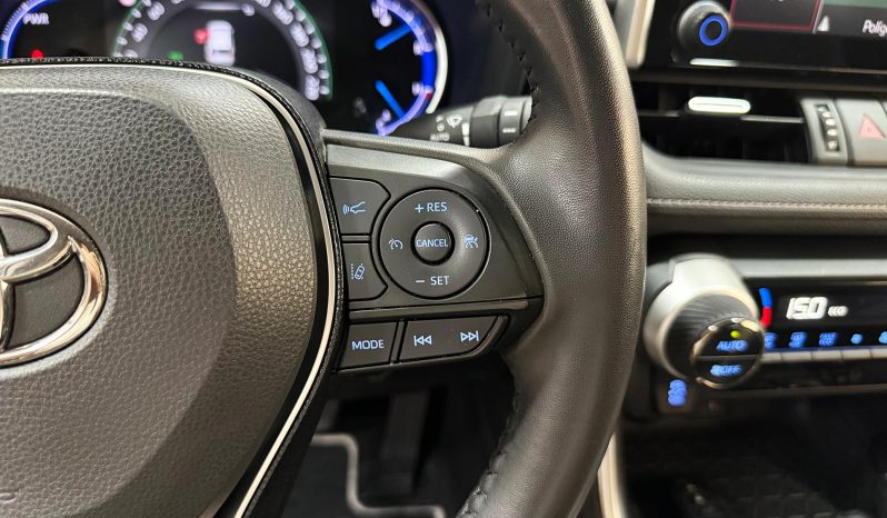 TOYOTA RAV4 HYBRID DYNAMIC full