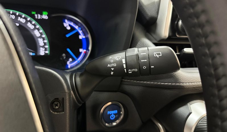 TOYOTA RAV4 HYBRID DYNAMIC full