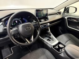 TOYOTA RAV4 HYBRID DYNAMIC full