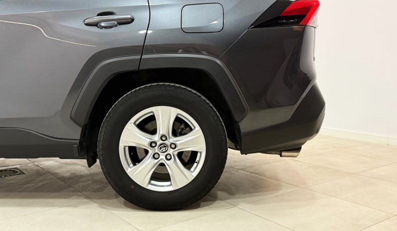 TOYOTA RAV4 HYBRID DYNAMIC full