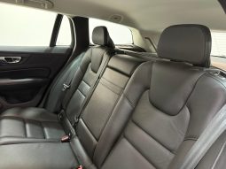 VOLVO V60 D3 MOMENTUM PRO full