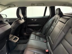 VOLVO V60 D3 MOMENTUM PRO full
