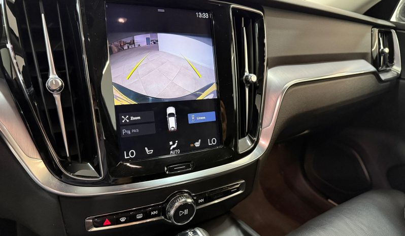 VOLVO V60 D3 MOMENTUM PRO full