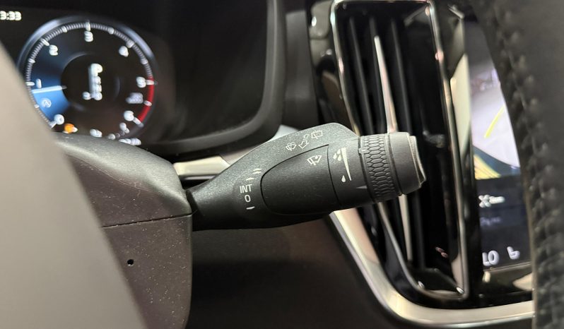 VOLVO V60 D3 MOMENTUM PRO full