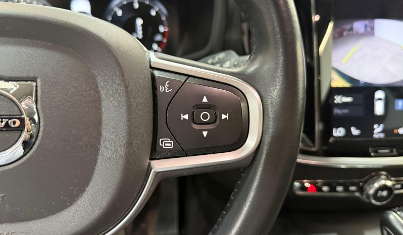 VOLVO V60 D3 MOMENTUM PRO full