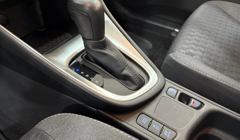 TOYOTA YARIS 1.5 120H HYBRID full