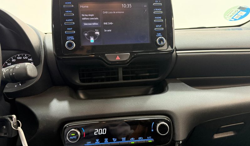 TOYOTA YARIS 1.5 120H HYBRID full