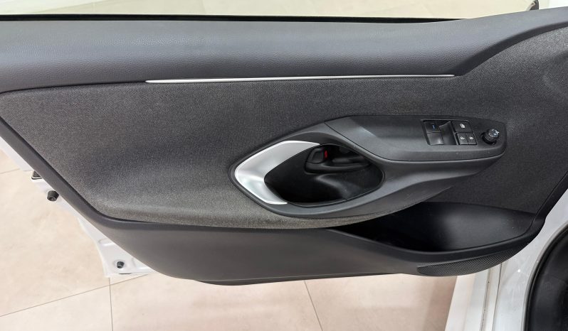 TOYOTA YARIS 1.5 120H HYBRID full