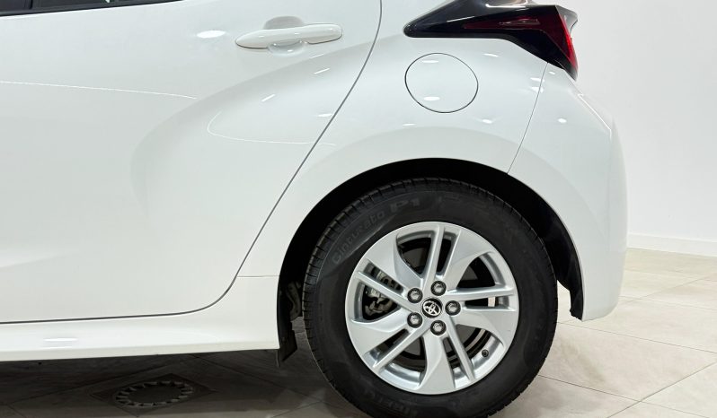 TOYOTA YARIS 1.5 120H HYBRID full