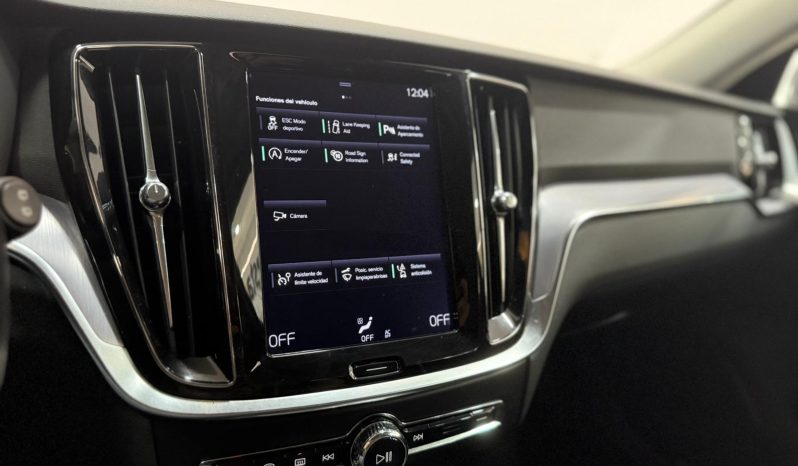 VOLVO V60 D3 MOMENTUM PRO full