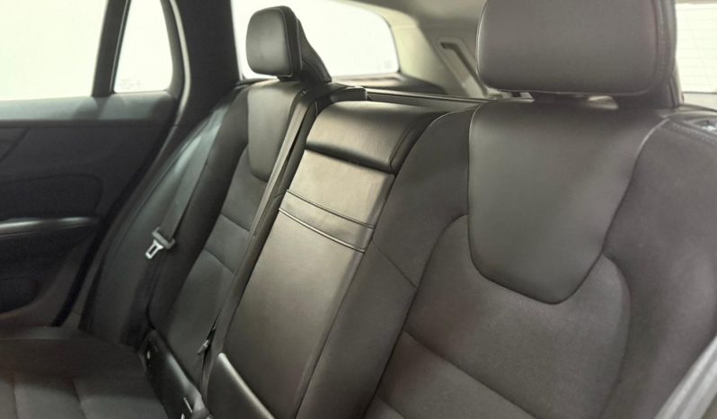 VOLVO V60 D3 MOMENTUM PRO full