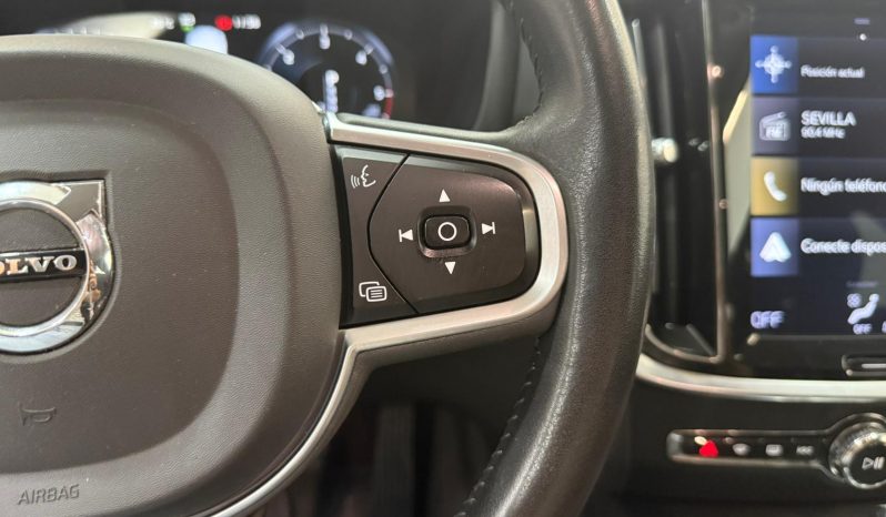 VOLVO V60 D3 MOMENTUM PRO full