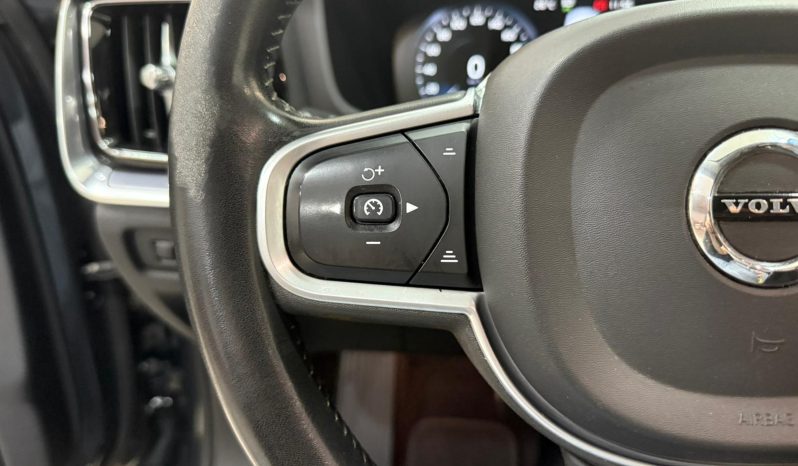 VOLVO V60 D3 MOMENTUM PRO full