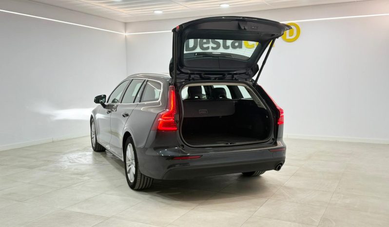 VOLVO V60 D3 MOMENTUM PRO full