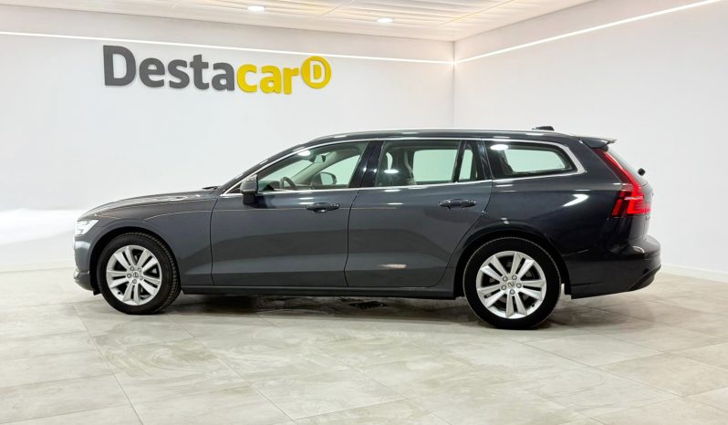 VOLVO V60 D3 MOMENTUM PRO full