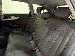 AUDI A4 AVANT BLACK LINE 30 TDI S-TRONIC full