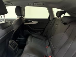 AUDI A4 AVANT BLACK LINE 30 TDI S-TRONIC full