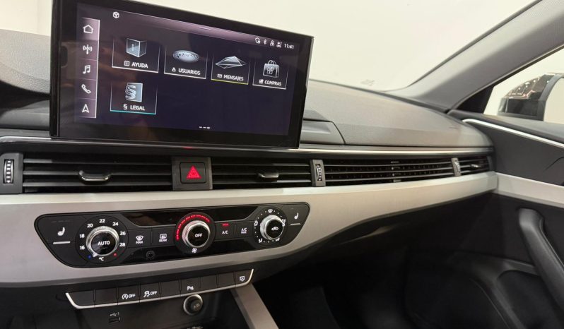 AUDI A4 AVANT BLACK LINE 30 TDI S-TRONIC full