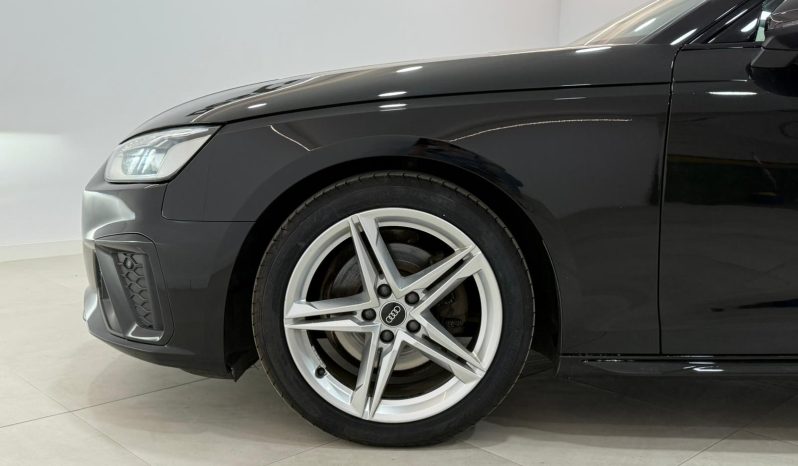 AUDI A4 AVANT BLACK LINE 30 TDI S-TRONIC full