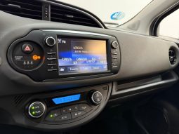 TOYOTA YARIS 1.5 HYBRID ACTIVE 100CV full