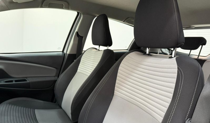 TOYOTA YARIS 1.5 HYBRID ACTIVE 100CV full