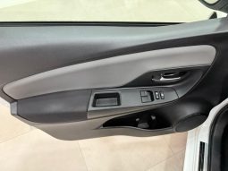TOYOTA YARIS 1.5 HYBRID ACTIVE 100CV full