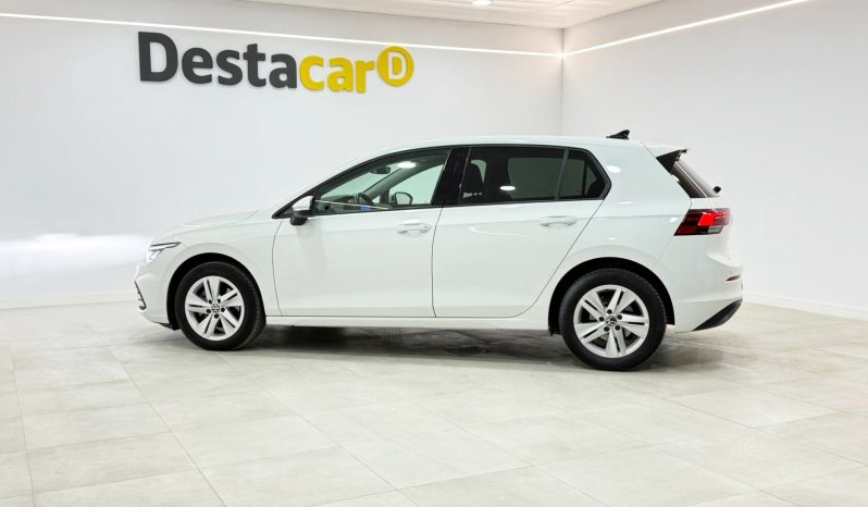 VOLKSWAGEN GOLF E TSI LIFE full