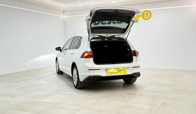 VOLKSWAGEN GOLF E TSI LIFE full