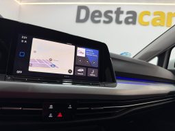 VOLKSWAGEN GOLF E TSI LIFE full