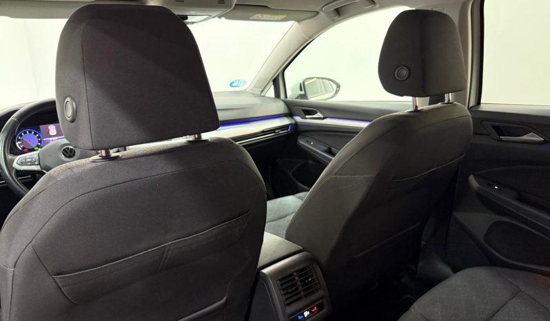 VOLKSWAGEN GOLF E TSI LIFE full