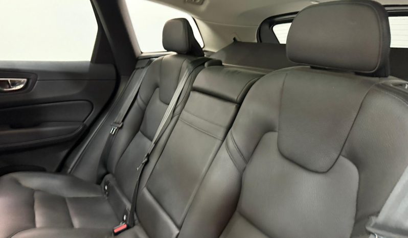 VOLVO XC60 T6 RECHARGE INSCRIPTION full