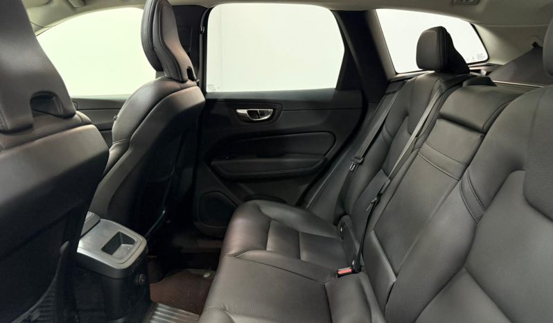 VOLVO XC60 T6 RECHARGE INSCRIPTION full