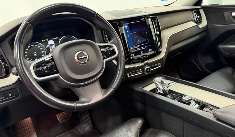 VOLVO XC60 T6 RECHARGE INSCRIPTION full