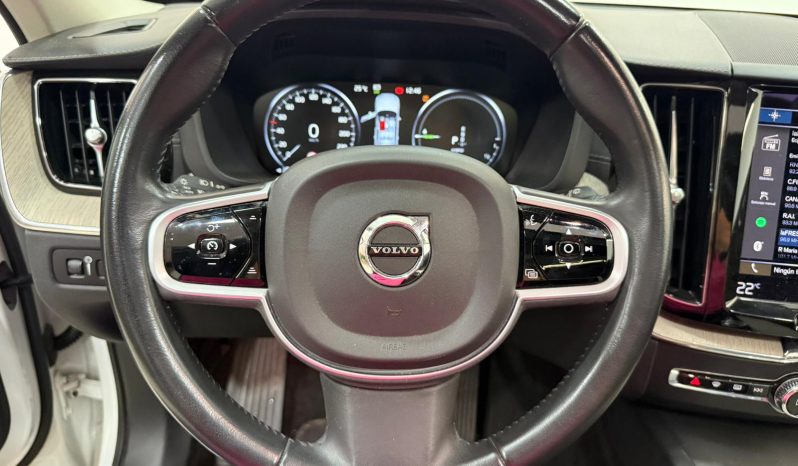 VOLVO XC60 T6 RECHARGE INSCRIPTION full