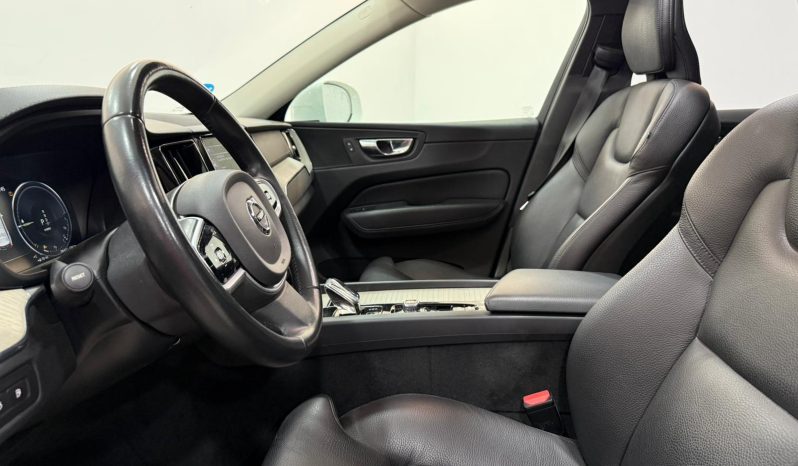 VOLVO XC60 T6 RECHARGE INSCRIPTION full