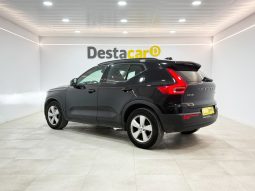 VOLVO XC40 T2 MOMENTUM CORE 2WD 1.5 full