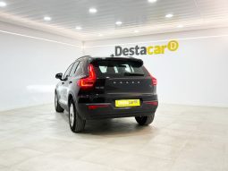 VOLVO XC40 T2 MOMENTUM CORE 2WD 1.5 full