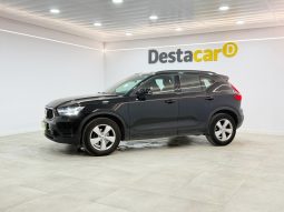 VOLVO XC40 T2 MOMENTUM CORE 2WD 1.5 full