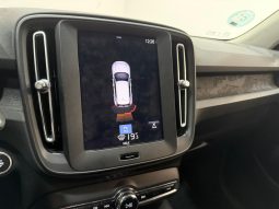 VOLVO XC40 T2 MOMENTUM CORE 2WD 1.5 full