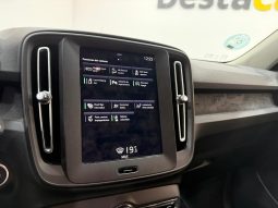 VOLVO XC40 T2 MOMENTUM CORE 2WD 1.5 full