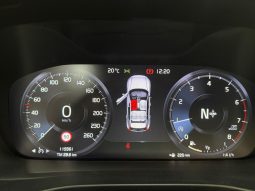 VOLVO XC40 T2 MOMENTUM CORE 2WD 1.5 full