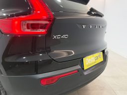VOLVO XC40 T2 MOMENTUM CORE 2WD 1.5 full