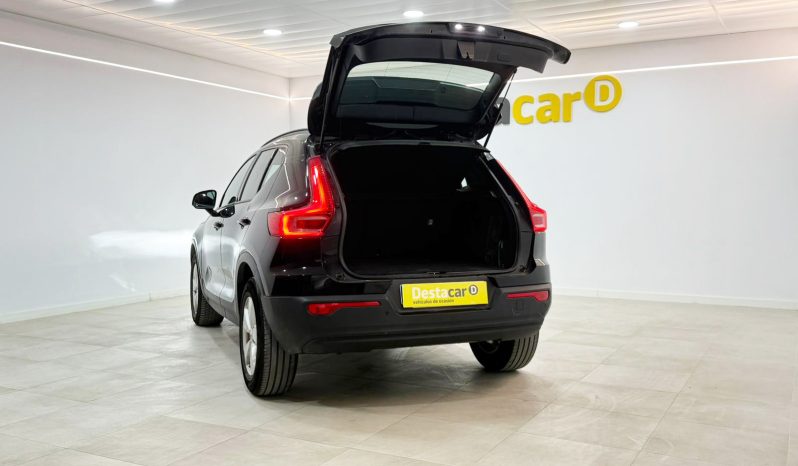 VOLVO XC40 T2 MOMENTUM CORE 2WD 1.5 full
