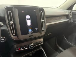 VOLVO XC40 MOMENTUM T2 1.5 full