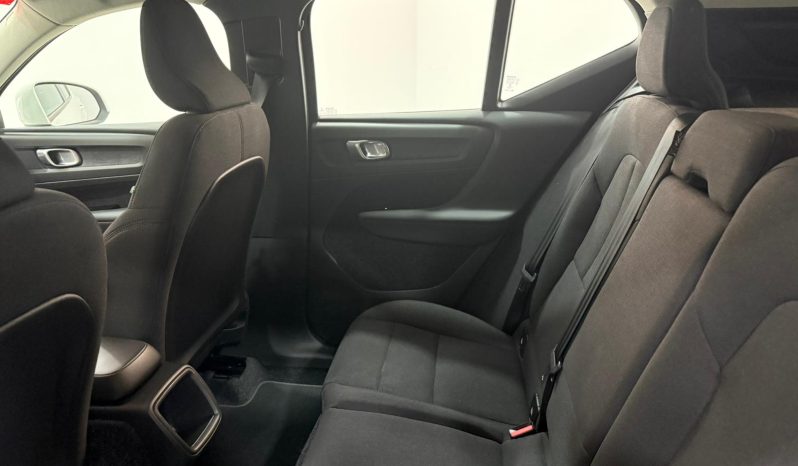 VOLVO XC40 MOMENTUM T2 1.5 full