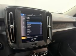 VOLVO XC40 MOMENTUM T2 1.5 full