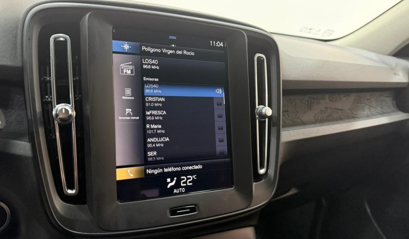 VOLVO XC40 MOMENTUM T2 1.5 full