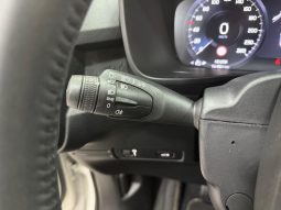 VOLVO XC40 MOMENTUM T2 1.5 full