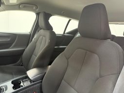 VOLVO XC40 MOMENTUM T2 1.5 full